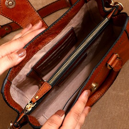 Handcrafted Caramel Crunch Handbag Leather